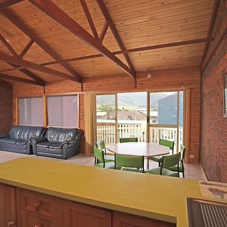 Apollo Bay Backpackers Lodge מראה חיצוני תמונה