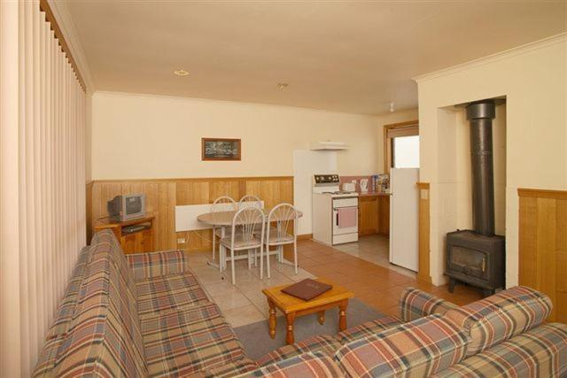 Apollo Bay Backpackers Lodge חדר תמונה