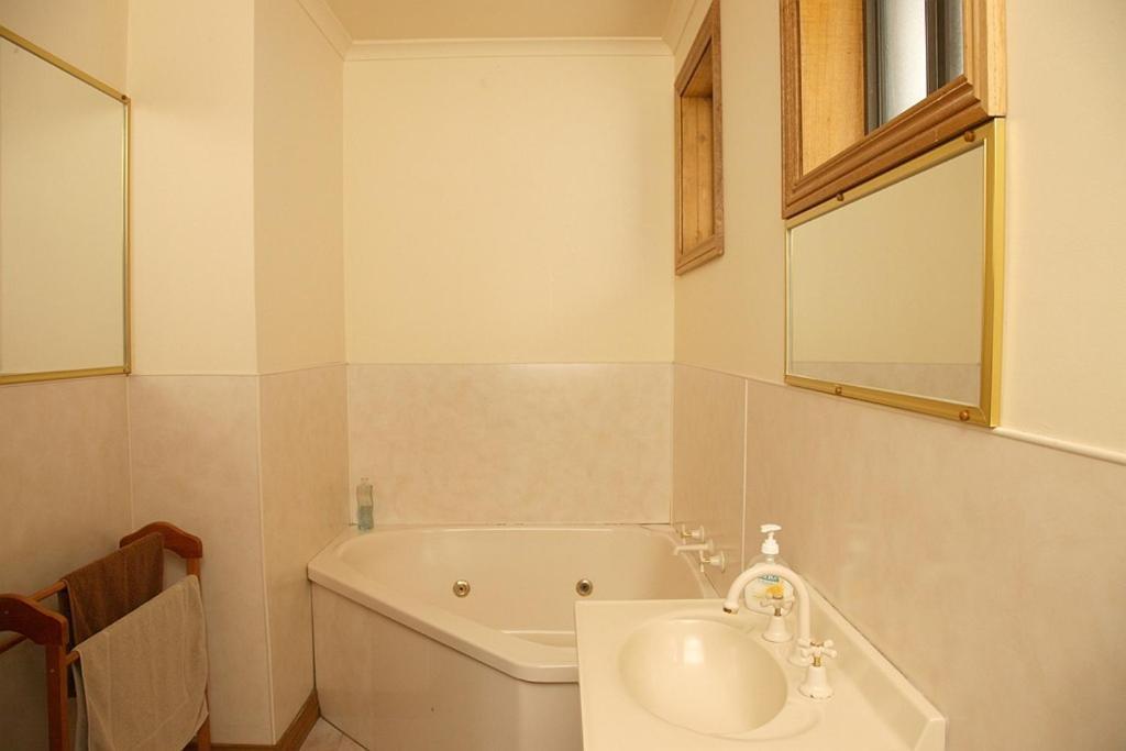 Apollo Bay Backpackers Lodge חדר תמונה